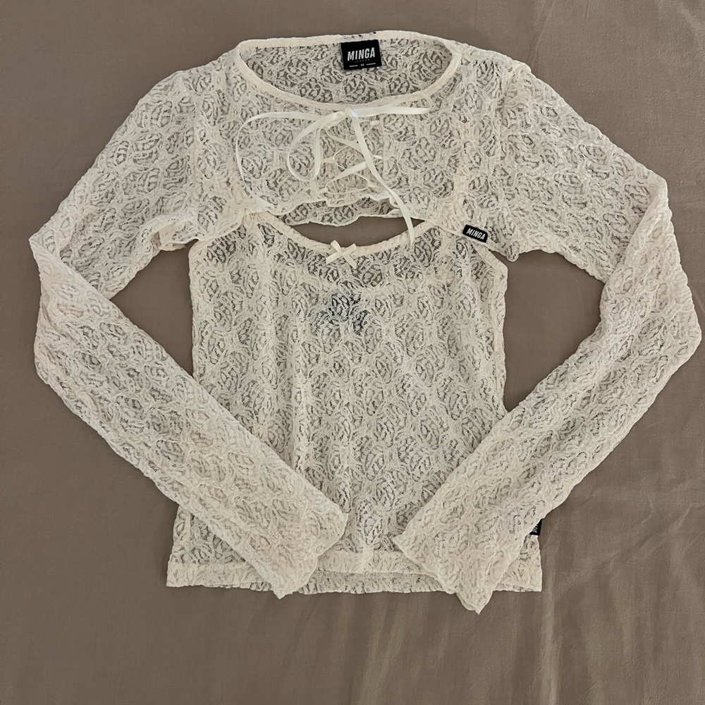 Minga London - Dahlia Lace Shrug & Camisole Set